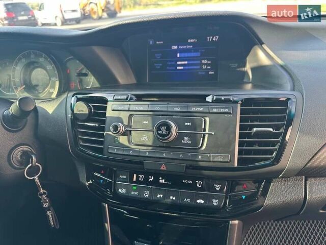 Білий Хонда Аккорд, об'ємом двигуна 2.36 л та пробігом 133 тис. км за 16700 $, фото 13 на Automoto.ua