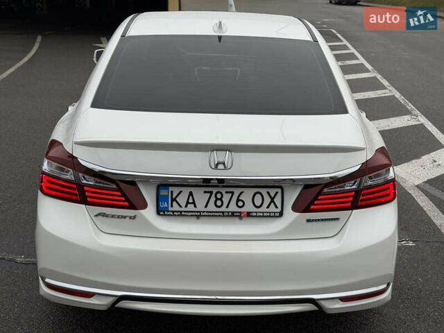 Белый Хонда Аккорд, объемом двигателя 2 л и пробегом 259 тыс. км за 14300 $, фото 9 на Automoto.ua