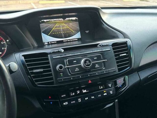 Білий Хонда Аккорд, об'ємом двигуна 2.4 л та пробігом 61 тис. км за 4100 $, фото 8 на Automoto.ua