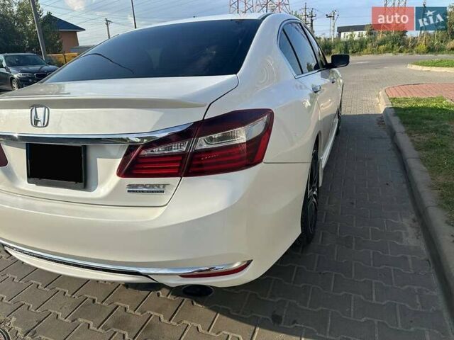 Білий Хонда Аккорд, об'ємом двигуна 2.36 л та пробігом 133 тис. км за 16700 $, фото 4 на Automoto.ua