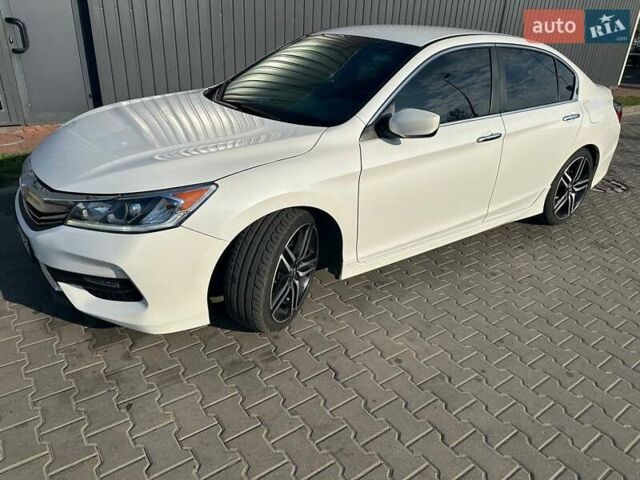 Білий Хонда Аккорд, об'ємом двигуна 2.36 л та пробігом 133 тис. км за 16700 $, фото 1 на Automoto.ua