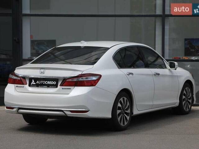 Білий Хонда Аккорд, об'ємом двигуна 2 л та пробігом 94 тис. км за 15900 $, фото 1 на Automoto.ua