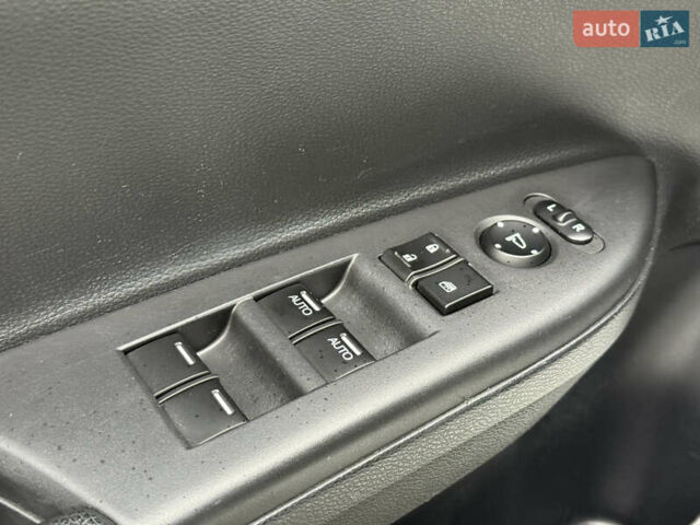 Белый Хонда Аккорд, объемом двигателя 2 л и пробегом 259 тыс. км за 14300 $, фото 27 на Automoto.ua