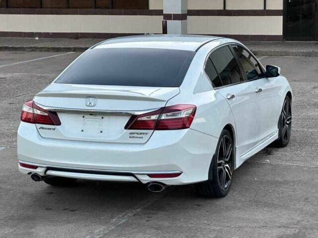 Білий Хонда Аккорд, об'ємом двигуна 2.4 л та пробігом 61 тис. км за 4100 $, фото 2 на Automoto.ua