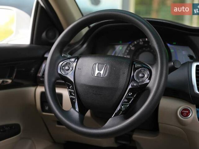 Білий Хонда Аккорд, об'ємом двигуна 2 л та пробігом 94 тис. км за 15900 $, фото 11 на Automoto.ua