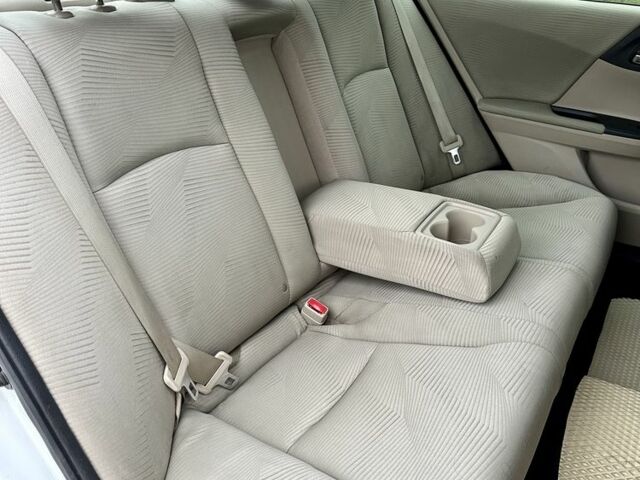 Белый Хонда Аккорд, объемом двигателя 2.4 л и пробегом 187 тыс. км за 12990 $, фото 21 на Automoto.ua