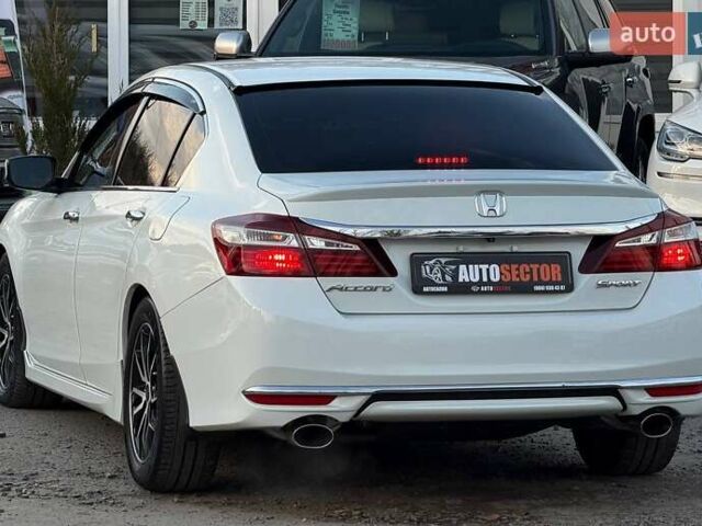 Белый Хонда Аккорд, объемом двигателя 2.36 л и пробегом 10 тыс. км за 15800 $, фото 6 на Automoto.ua