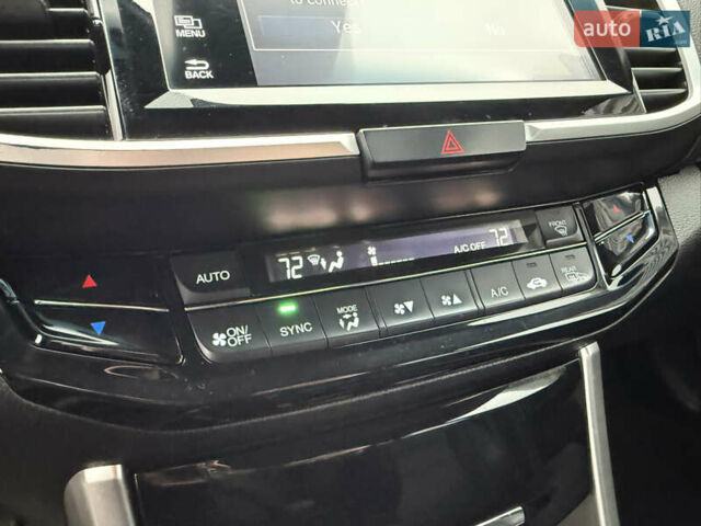 Белый Хонда Аккорд, объемом двигателя 2 л и пробегом 259 тыс. км за 14300 $, фото 35 на Automoto.ua