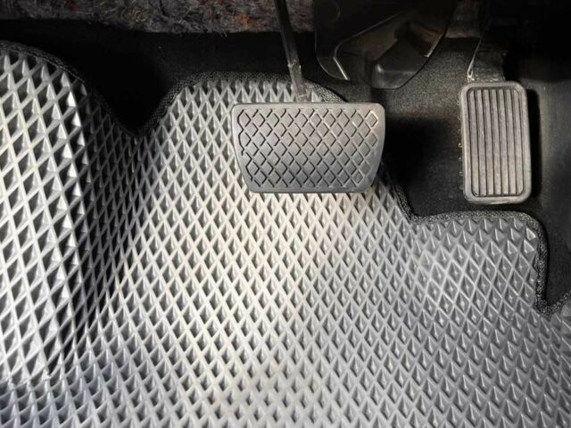 Білий Хонда Аккорд, об'ємом двигуна 2.4 л та пробігом 196 тис. км за 11500 $, фото 14 на Automoto.ua