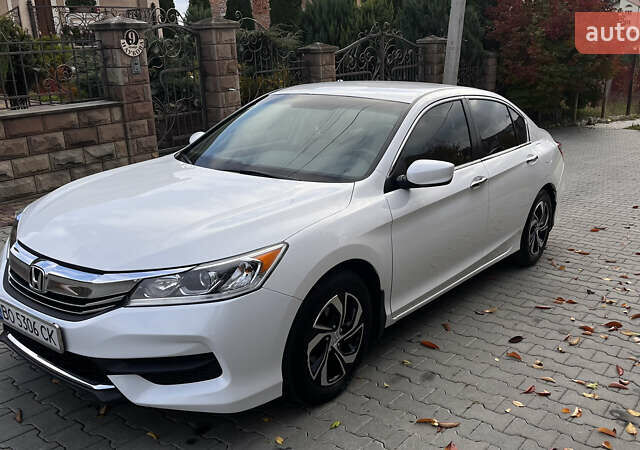 Білий Хонда Аккорд, об'ємом двигуна 2.35 л та пробігом 120 тис. км за 13600 $, фото 5 на Automoto.ua
