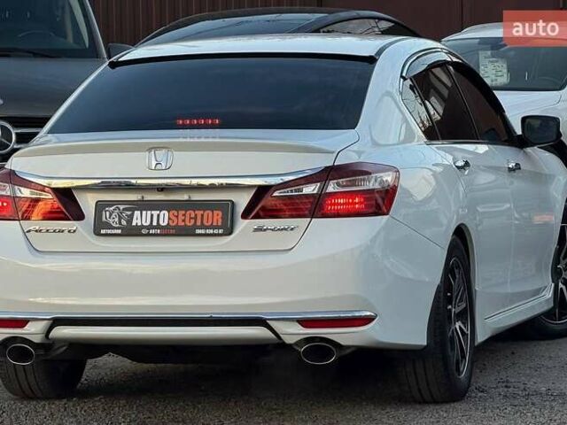 Белый Хонда Аккорд, объемом двигателя 2.36 л и пробегом 10 тыс. км за 15800 $, фото 10 на Automoto.ua