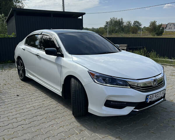 Белый Хонда Аккорд, объемом двигателя 2.4 л и пробегом 175 тыс. км за 13900 $, фото 43 на Automoto.ua