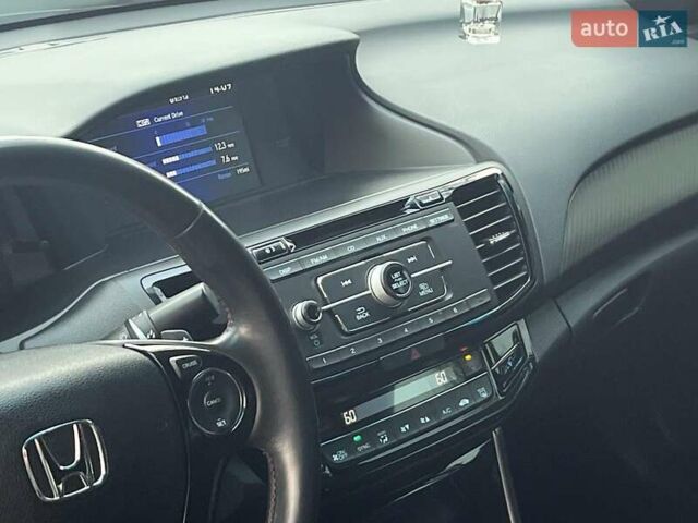 Білий Хонда Аккорд, об'ємом двигуна 2.4 л та пробігом 138 тис. км за 16990 $, фото 30 на Automoto.ua