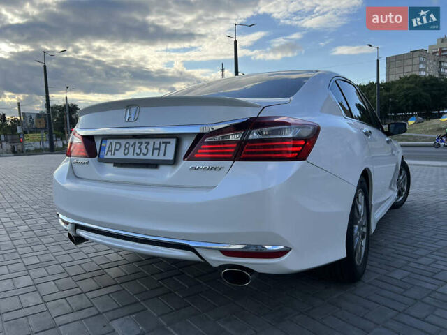 Белый Хонда Аккорд, объемом двигателя 2.4 л и пробегом 150 тыс. км за 12700 $, фото 10 на Automoto.ua
