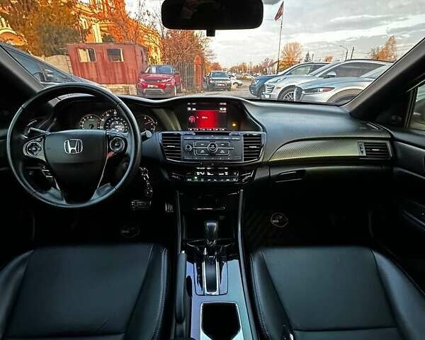 Белый Хонда Аккорд, объемом двигателя 2.36 л и пробегом 10 тыс. км за 15800 $, фото 19 на Automoto.ua