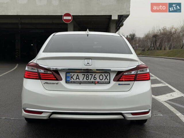 Белый Хонда Аккорд, объемом двигателя 2 л и пробегом 259 тыс. км за 14300 $, фото 8 на Automoto.ua