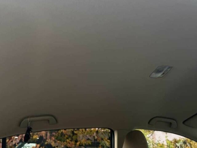 Білий Хонда Аккорд, об'ємом двигуна 2.4 л та пробігом 196 тис. км за 11500 $, фото 17 на Automoto.ua