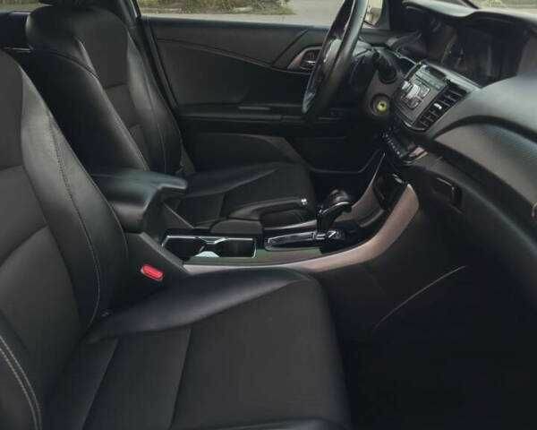 Білий Хонда Аккорд, об'ємом двигуна 2.4 л та пробігом 61 тис. км за 4100 $, фото 14 на Automoto.ua