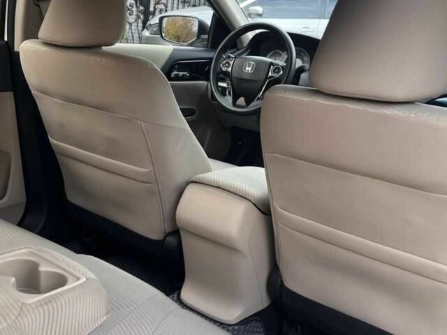 Білий Хонда Аккорд, об'ємом двигуна 2.4 л та пробігом 196 тис. км за 11500 $, фото 15 на Automoto.ua