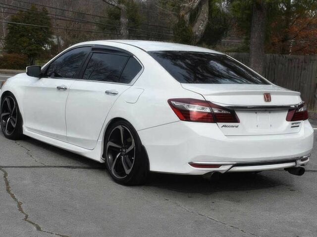 Білий Хонда Аккорд, об'ємом двигуна 2.4 л та пробігом 67 тис. км за 6500 $, фото 4 на Automoto.ua