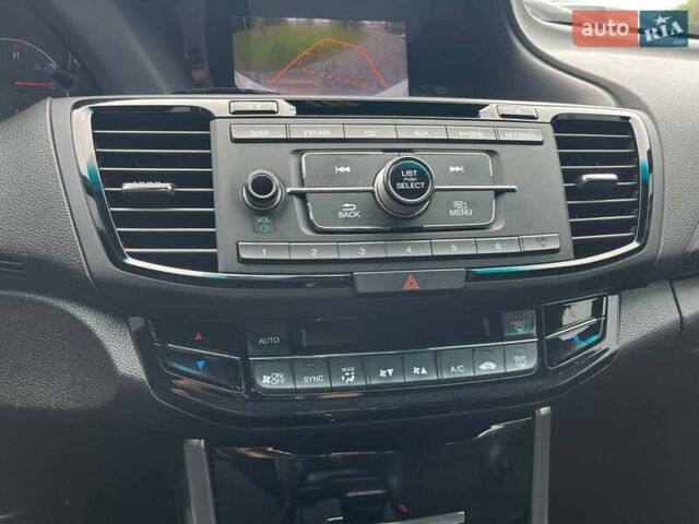 Білий Хонда Аккорд, об'ємом двигуна 2.36 л та пробігом 255 тис. км за 12100 $, фото 15 на Automoto.ua