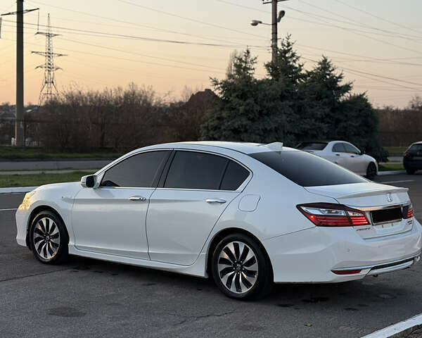 Білий Хонда Аккорд, об'ємом двигуна 1.99 л та пробігом 160 тис. км за 13900 $, фото 8 на Automoto.ua