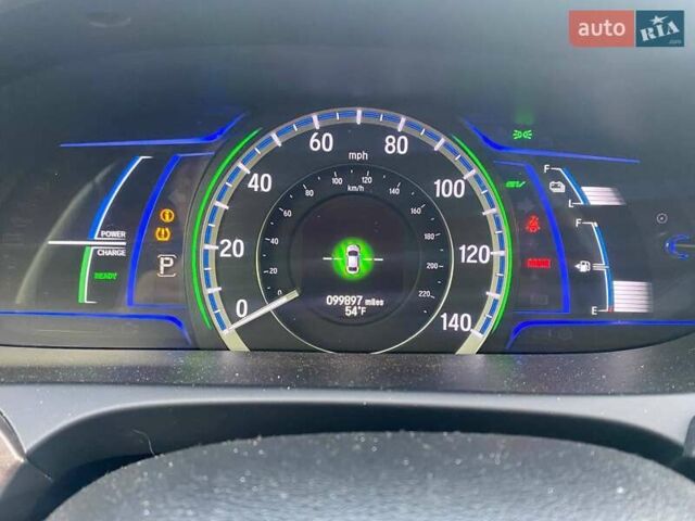 Белый Хонда Аккорд, объемом двигателя 1.99 л и пробегом 160 тыс. км за 16999 $, фото 15 на Automoto.ua