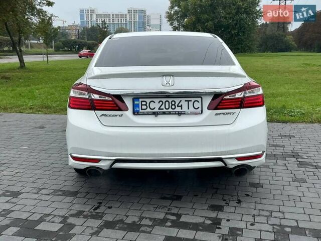 Білий Хонда Аккорд, об'ємом двигуна 2.36 л та пробігом 255 тис. км за 12500 $, фото 6 на Automoto.ua