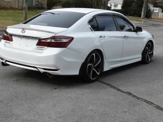 Білий Хонда Аккорд, об'ємом двигуна 2.4 л та пробігом 67 тис. км за 6500 $, фото 6 на Automoto.ua