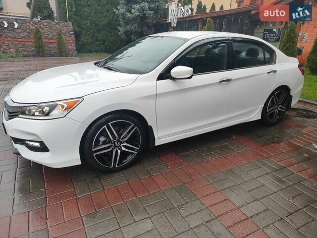 Білий Хонда Аккорд, об'ємом двигуна 2.36 л та пробігом 114 тис. км за 16200 $, фото 3 на Automoto.ua