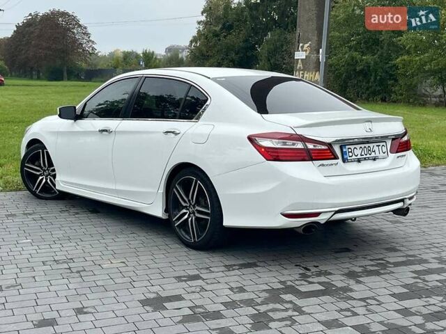 Білий Хонда Аккорд, об'ємом двигуна 2.36 л та пробігом 255 тис. км за 12100 $, фото 4 на Automoto.ua