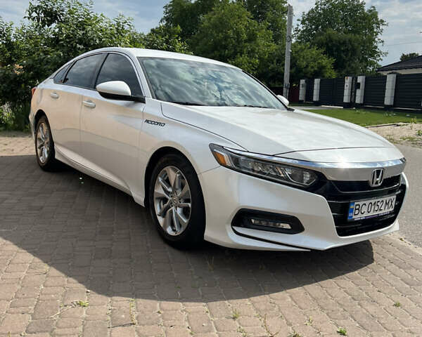 Белый Хонда Аккорд, объемом двигателя 1.5 л и пробегом 90 тыс. км за 16600 $, фото 1 на Automoto.ua