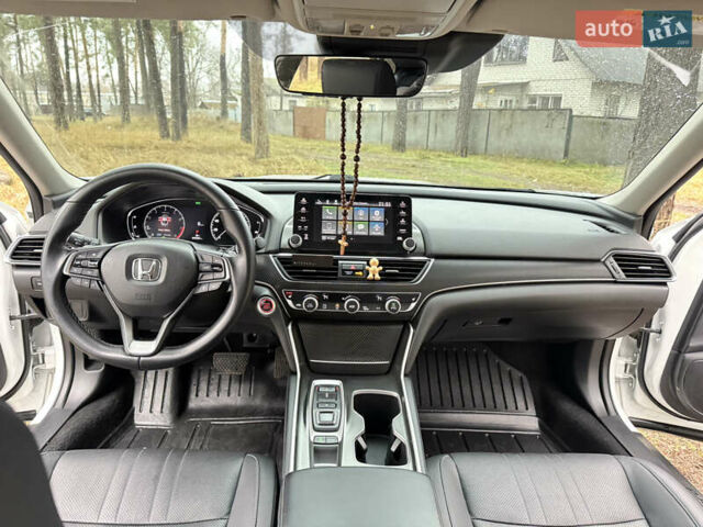 Белый Хонда Аккорд, объемом двигателя 2 л и пробегом 48 тыс. км за 19500 $, фото 4 на Automoto.ua
