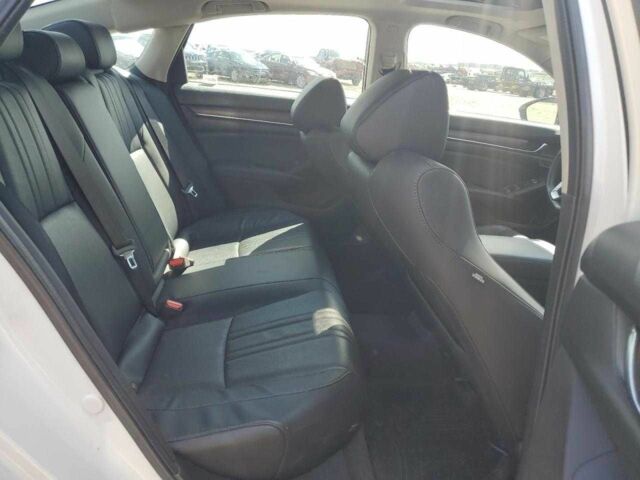 Белый Хонда Аккорд, объемом двигателя 1.5 л и пробегом 47 тыс. км за 5000 $, фото 9 на Automoto.ua