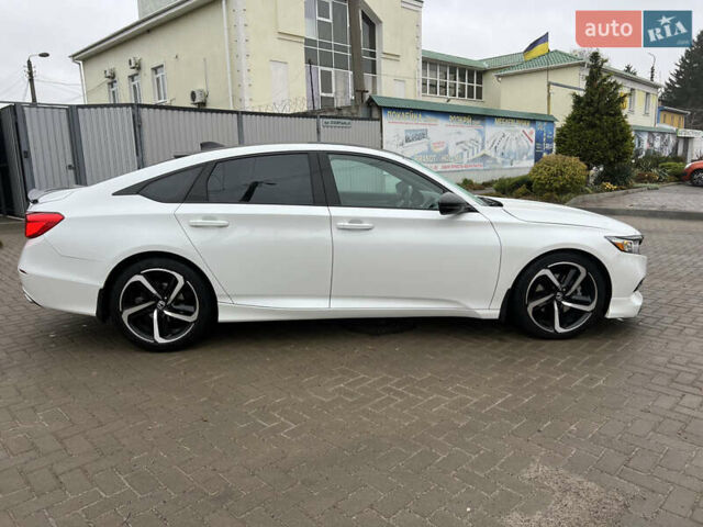 Білий Хонда Аккорд, об'ємом двигуна 2 л та пробігом 114 тис. км за 21700 $, фото 7 на Automoto.ua