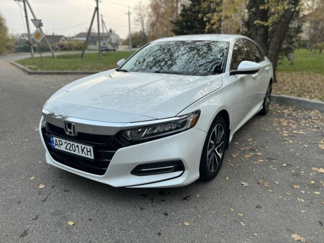 Белый Хонда Аккорд, объемом двигателя 1.5 л и пробегом 73 тыс. км за 16200 $, фото 1 на Automoto.ua