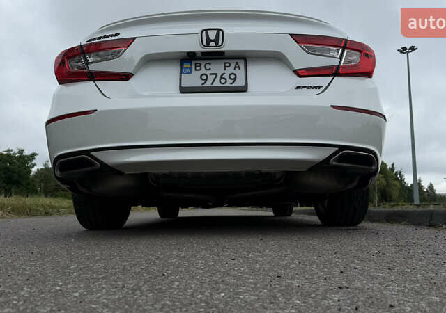 Білий Хонда Аккорд, об'ємом двигуна 1.5 л та пробігом 70 тис. км за 17700 $, фото 6 на Automoto.ua