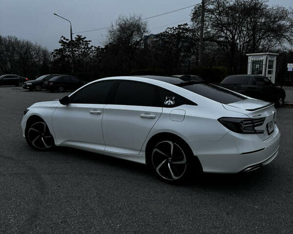 Белый Хонда Аккорд, объемом двигателя 1.5 л и пробегом 190 тыс. км за 19700 $, фото 9 на Automoto.ua