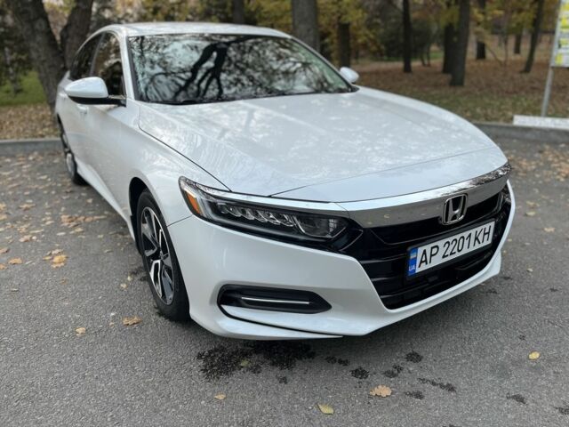 Белый Хонда Аккорд, объемом двигателя 1.5 л и пробегом 73 тыс. км за 16200 $, фото 16 на Automoto.ua