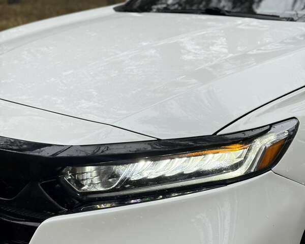 Белый Хонда Аккорд, объемом двигателя 2 л и пробегом 48 тыс. км за 19500 $, фото 42 на Automoto.ua