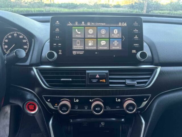 Белый Хонда Аккорд, объемом двигателя 2 л и пробегом 32 тыс. км за 15000 $, фото 7 на Automoto.ua