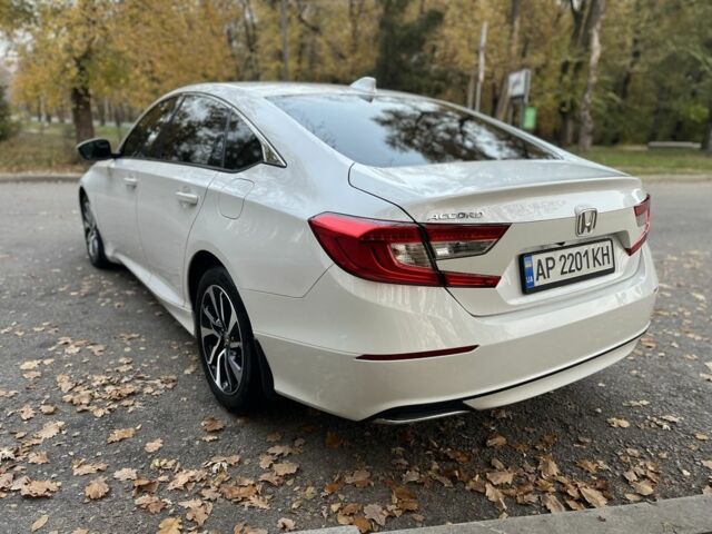 Белый Хонда Аккорд, объемом двигателя 1.5 л и пробегом 73 тыс. км за 16200 $, фото 7 на Automoto.ua