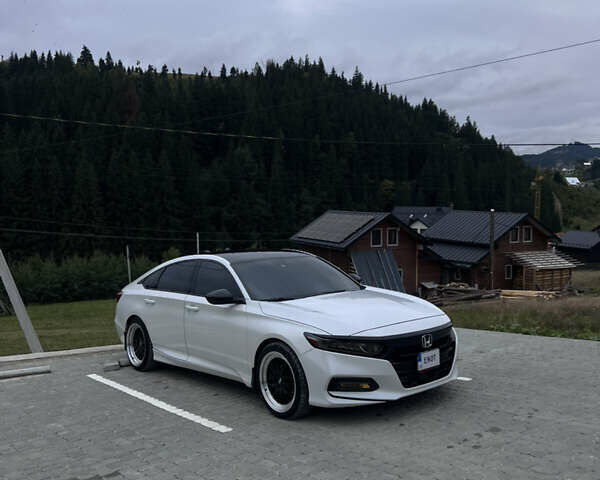 Белый Хонда Аккорд, объемом двигателя 1.5 л и пробегом 190 тыс. км за 19700 $, фото 20 на Automoto.ua