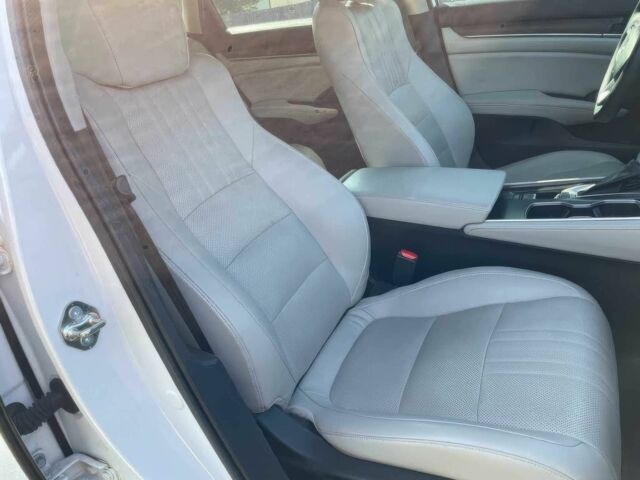 Білий Хонда Аккорд, об'ємом двигуна 1.5 л та пробігом 74 тис. км за 4700 $, фото 13 на Automoto.ua