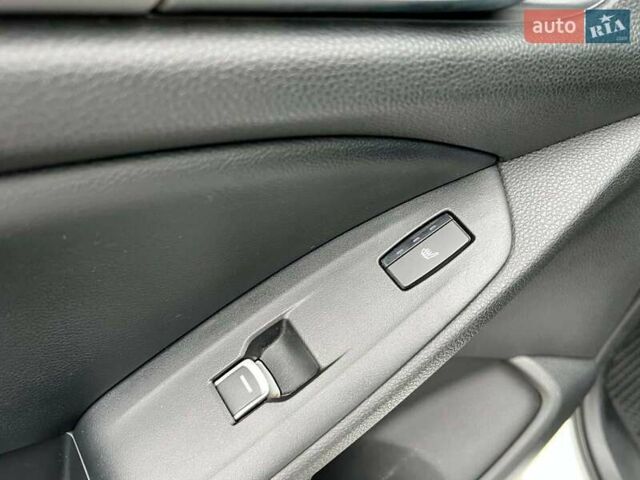 Белый Хонда Аккорд, объемом двигателя 1.5 л и пробегом 129 тыс. км за 18940 $, фото 36 на Automoto.ua