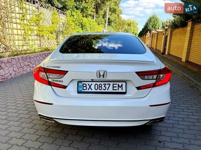 Белый Хонда Аккорд, объемом двигателя 1.5 л и пробегом 90 тыс. км за 16900 $, фото 10 на Automoto.ua