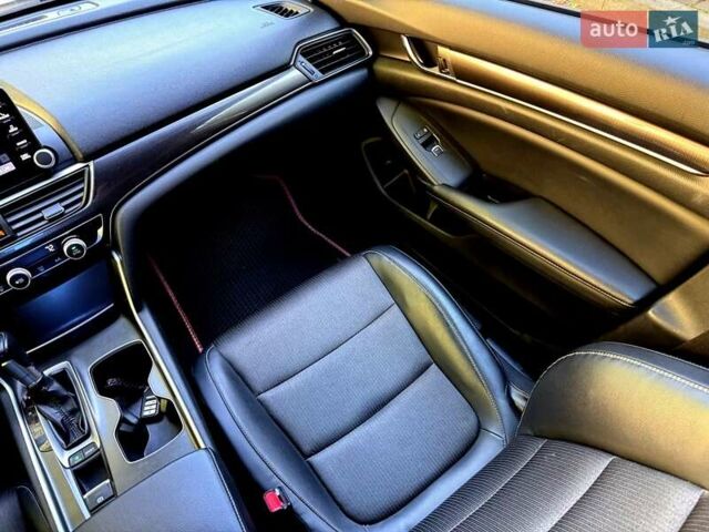 Белый Хонда Аккорд, объемом двигателя 1.5 л и пробегом 90 тыс. км за 16900 $, фото 23 на Automoto.ua