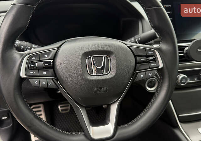 Білий Хонда Аккорд, об'ємом двигуна 1.5 л та пробігом 70 тис. км за 17700 $, фото 28 на Automoto.ua