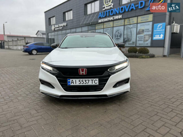 Білий Хонда Аккорд, об'ємом двигуна 2 л та пробігом 114 тис. км за 21700 $, фото 1 на Automoto.ua