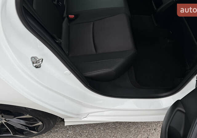 Білий Хонда Аккорд, об'ємом двигуна 1.5 л та пробігом 70 тис. км за 17700 $, фото 18 на Automoto.ua